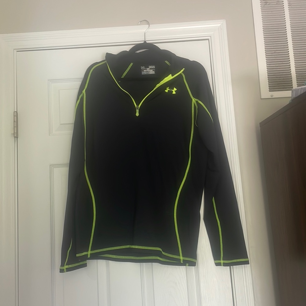 UA quarter zip